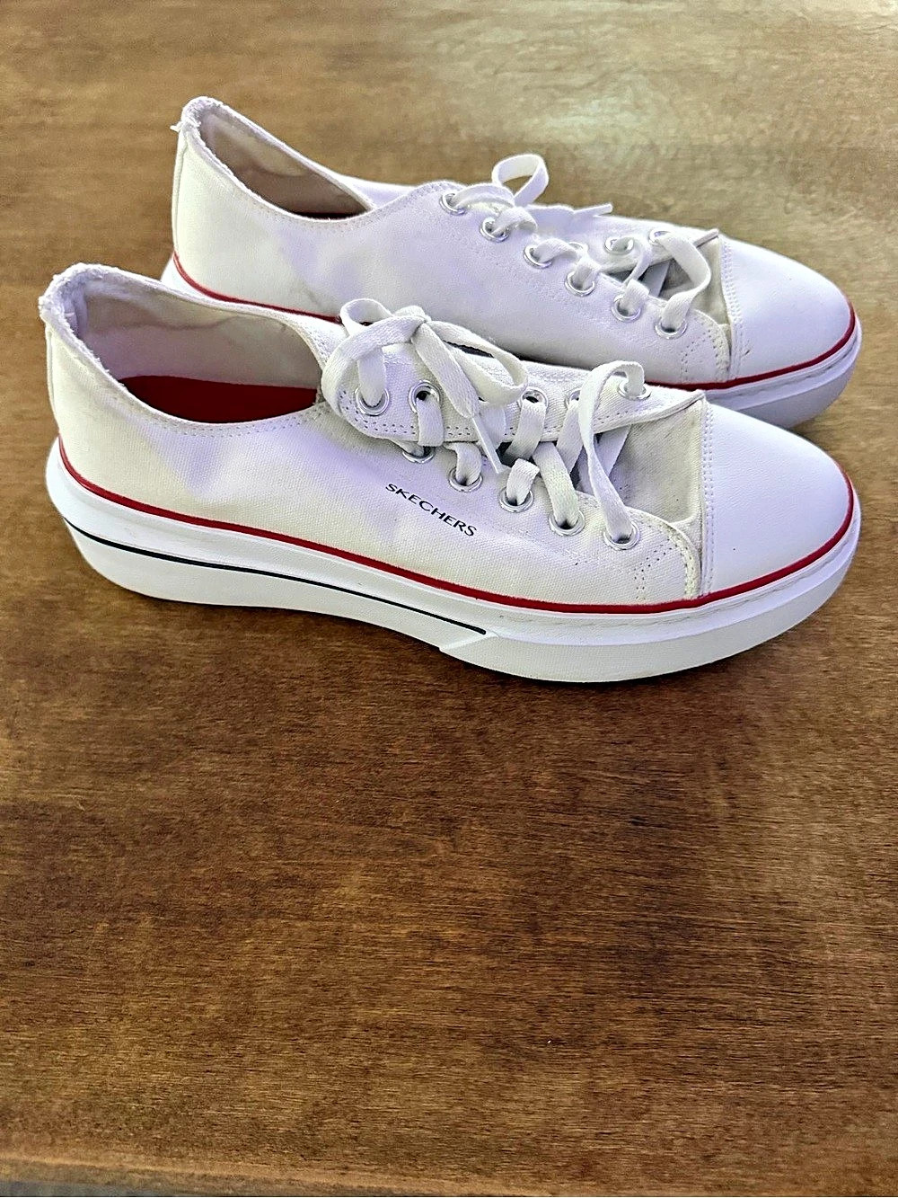 Skechers Cordova Classic Women's Sneakers White & Red US 9
